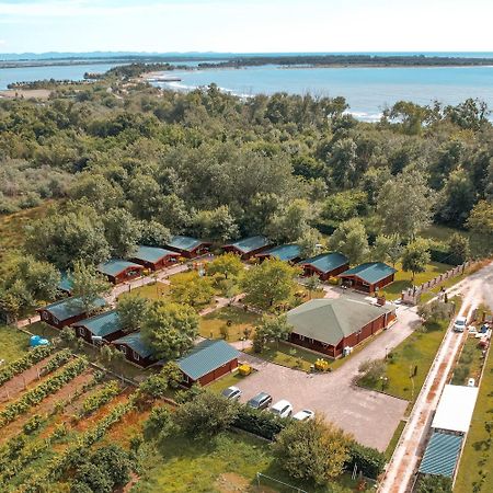 Kompleksi Turistik Leonardo Shëngjin 外观 照片